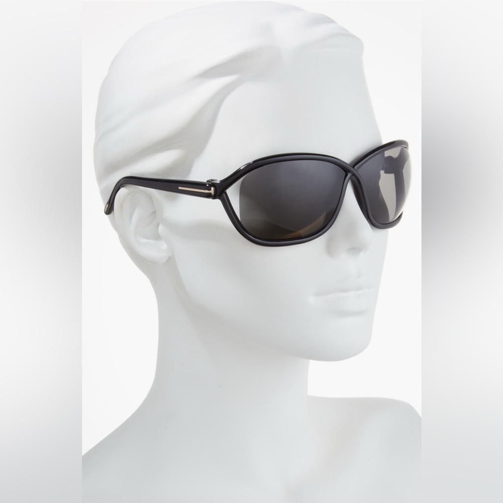 NEW! Tom Ford Fernanda FT1069-01A-68 Black Butterfly Sunglasses 68mm